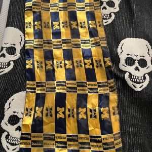 University of Michigan silkly scarf